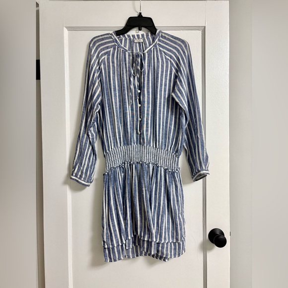 Rails Jasmin Mini Dress Parisan Blue Size Medium Long sleeve Blue white tiered - Picture 2 of 13